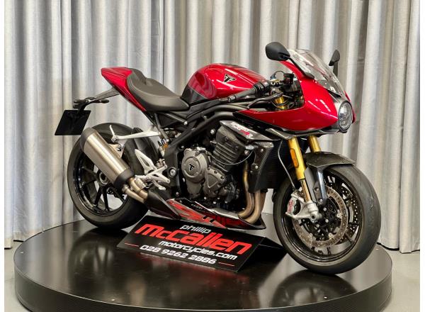 EX Demo 2022 Triumph Speed Triple 1200 RR