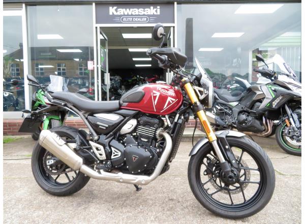 TRIUMPH SPEED 400