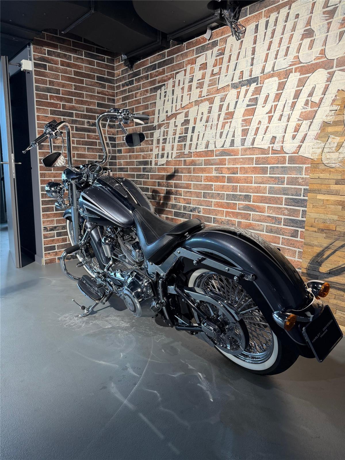 2015 harley-davidson FLSTNSE Softail Deluxe ABS CVO