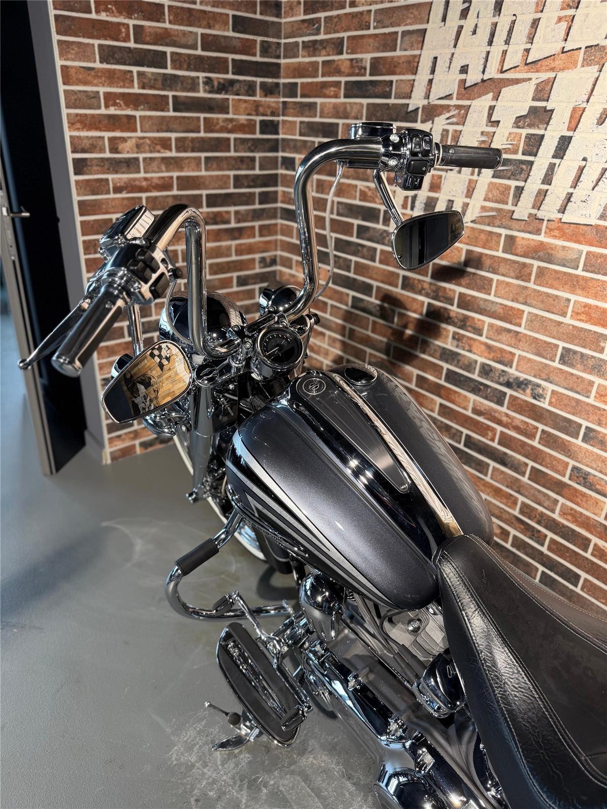2015 harley-davidson FLSTNSE Softail Deluxe ABS CVO