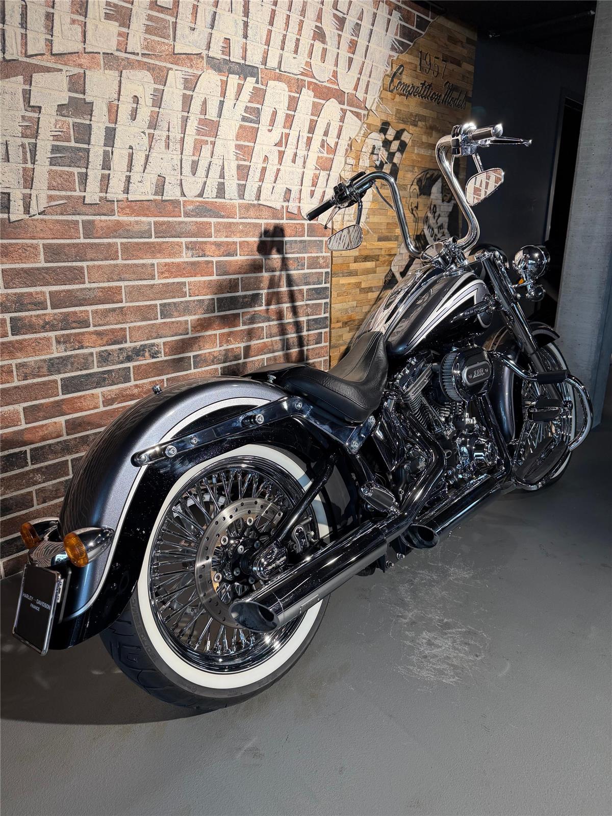 2015 harley-davidson FLSTNSE Softail Deluxe ABS CVO