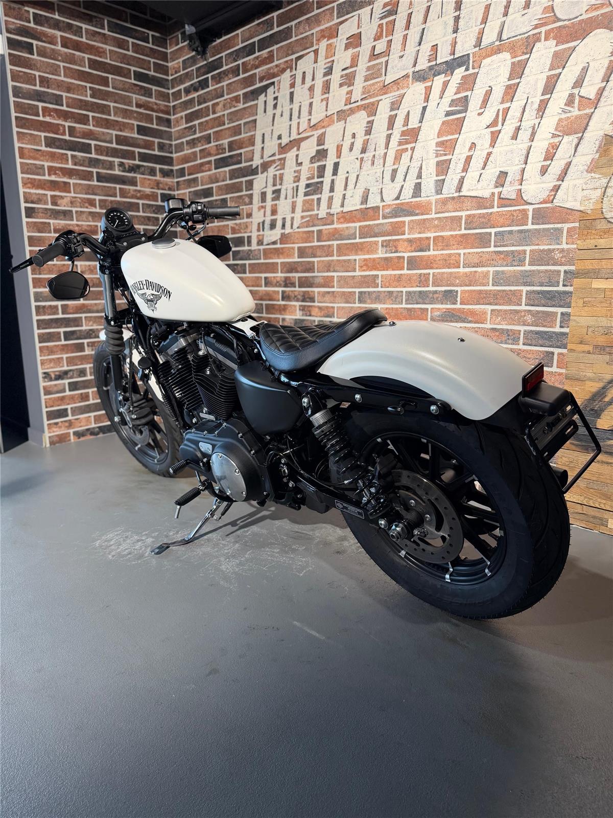 2018 harley-davidson XL 883 N Sportster Iron ABS