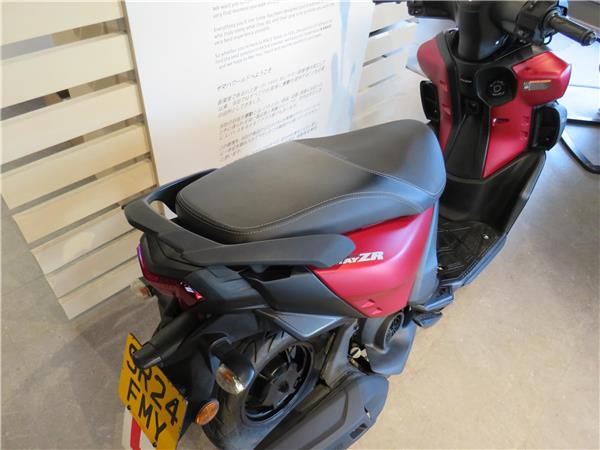 YAMAHA RAYZR