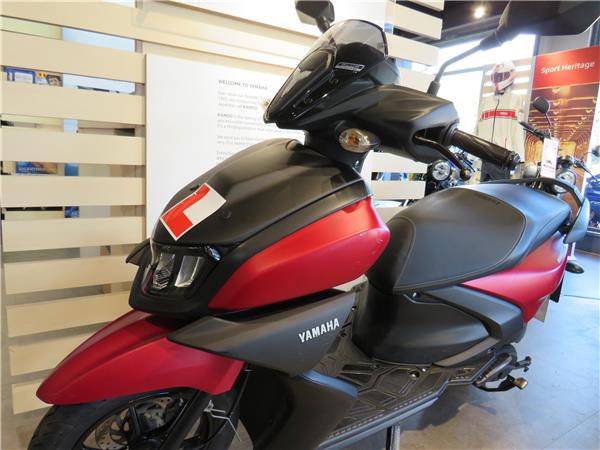 YAMAHA RAYZR