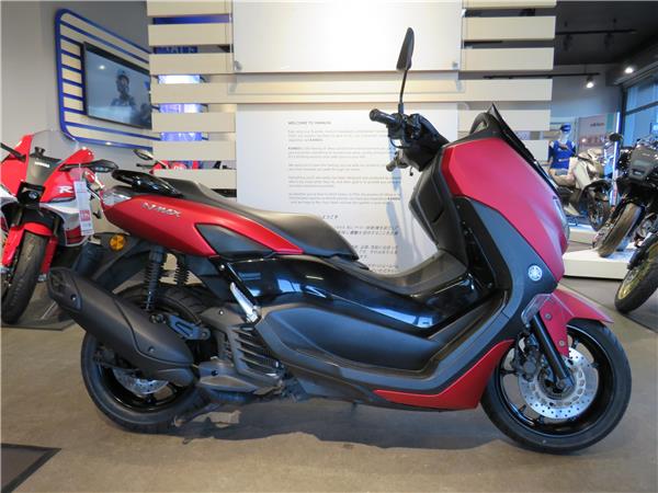 YAMAHA N-MAX 125 