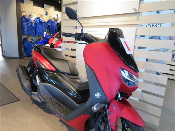 YAMAHA N-MAX 125 