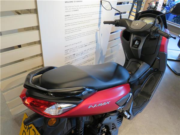 YAMAHA N-MAX 125 