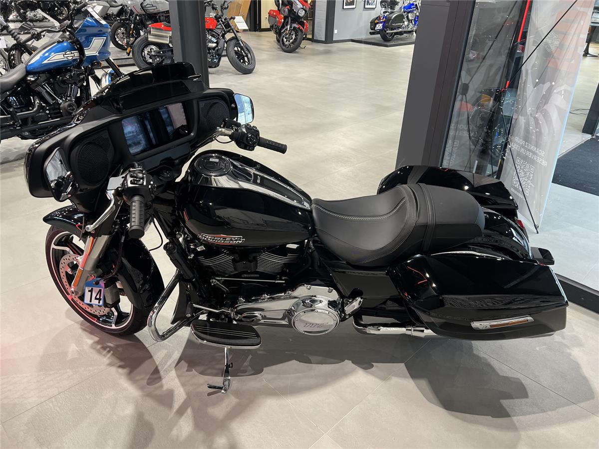 2025 HARLEY-DAVIDSON STREET GLIDE