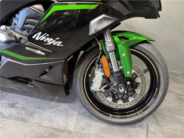 2025 KAWASAKI NINJA 1100 SX