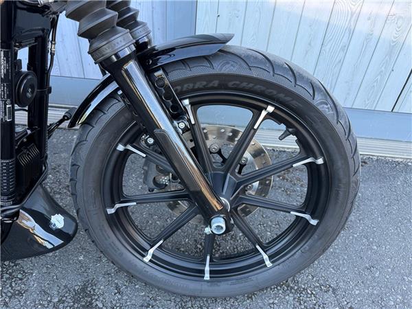 2016 HARLEY-DAVIDSON SPORTSTER 883