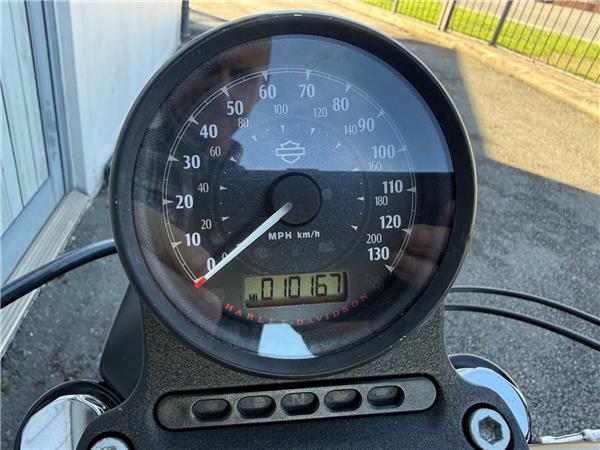 2016 HARLEY-DAVIDSON SPORTSTER 883