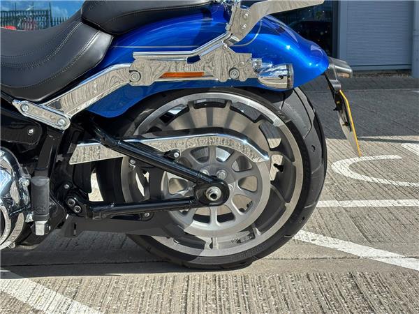 2025 HARLEY-DAVIDSON SOFTAIL FLFB FAT BOY