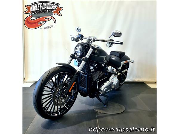 HARLEY-DAVIDSON BREAKOUT
