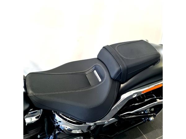 HARLEY-DAVIDSON BREAKOUT