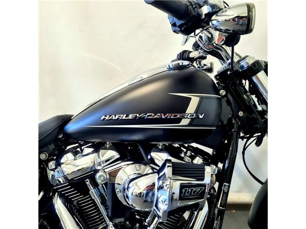 HARLEY-DAVIDSON BREAKOUT
