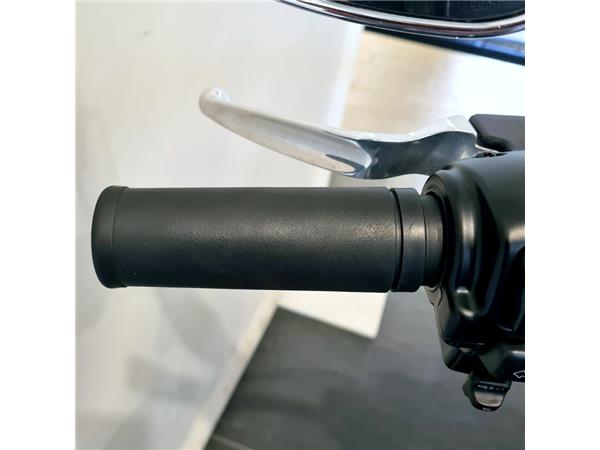 HARLEY-DAVIDSON BREAKOUT