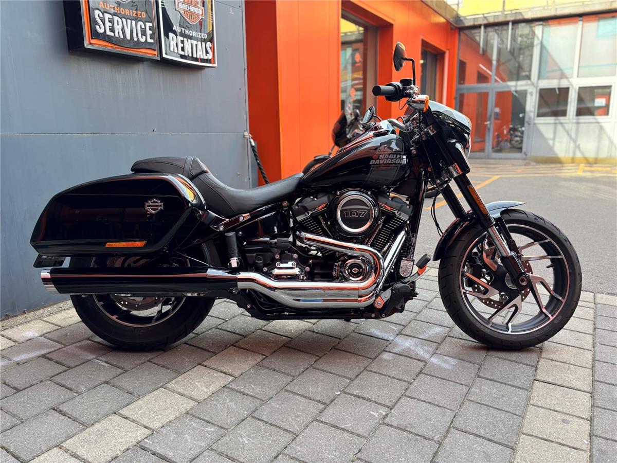 2022 Harley-Davidson Softail Sport Glide FLSB
