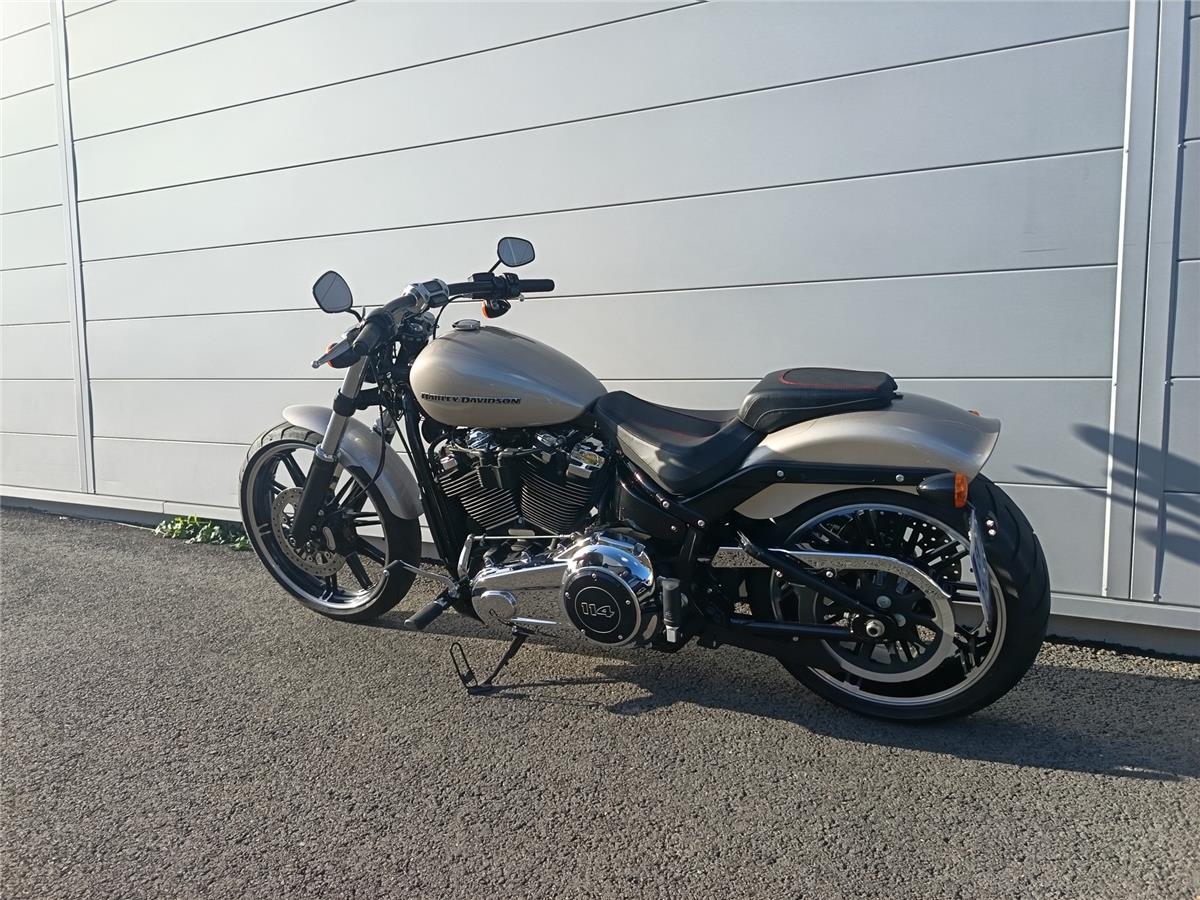 2018 HARLEY-DAVIDSON BREAKOUT