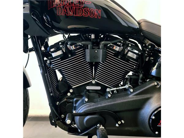 HARLEY-DAVIDSON LOW RIDER ST 
