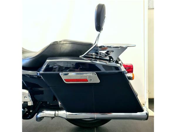 HARLEY-DAVIDSON ROAD KING