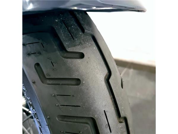 HARLEY-DAVIDSON ROAD KING
