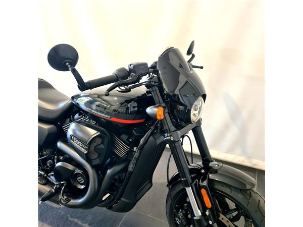 HARLEY-DAVIDSON STREET ROD