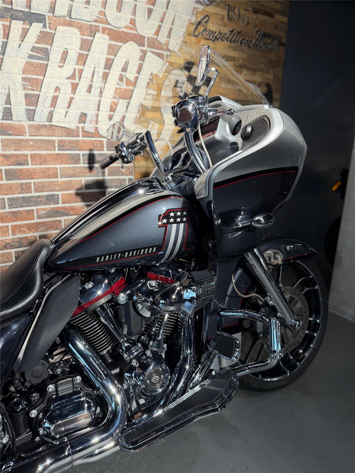 2019 harley-davidson FLTRXSE Road Glide Special 117 CVO