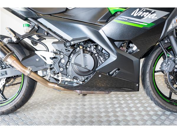 2024 KAWASAKI NINJA 400