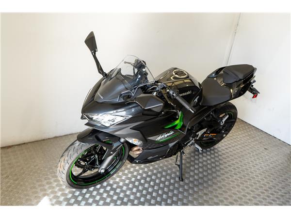 2024 KAWASAKI NINJA 400