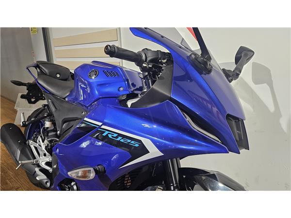 2025 YAMAHA YZF R125