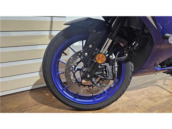 2025 YAMAHA YZF R125