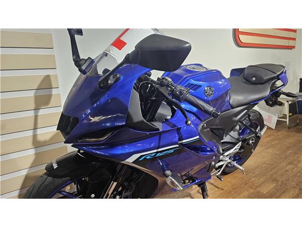 2025 YAMAHA YZF R125