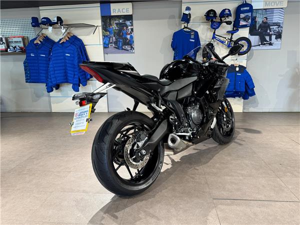 2026 YAMAHA R7