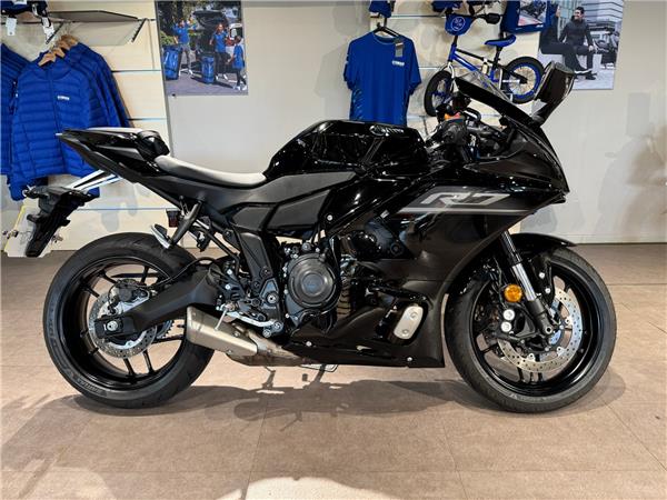 2026 YAMAHA R7