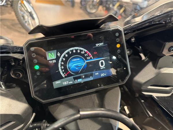 2026 YAMAHA R7