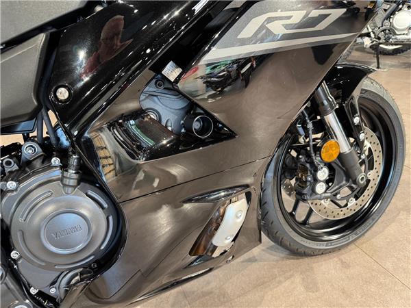 2026 YAMAHA R7