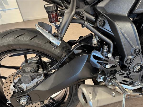 2026 YAMAHA R7