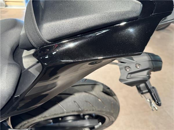 2026 YAMAHA R7