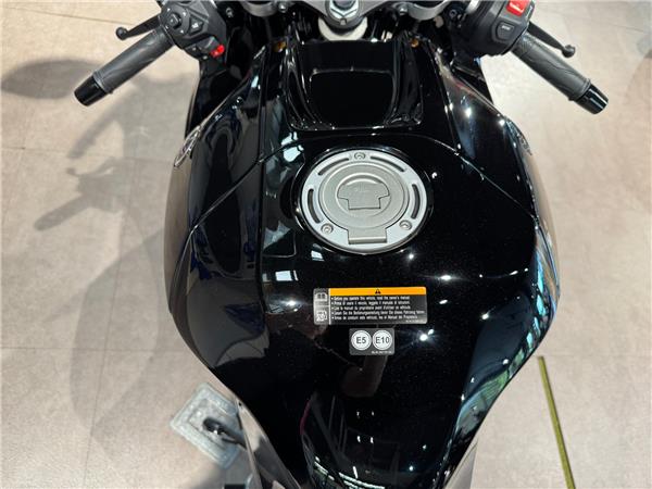 2026 YAMAHA R7