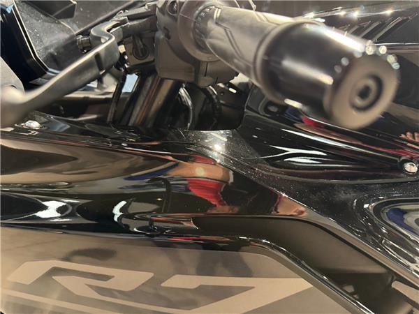 2026 YAMAHA R7