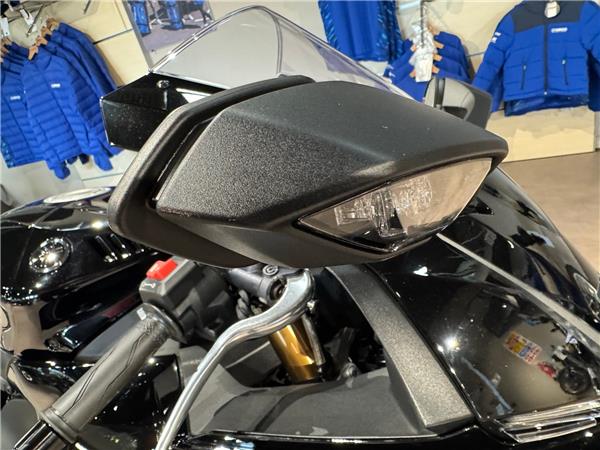 2026 YAMAHA YZF R9