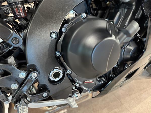 2026 YAMAHA YZF R9