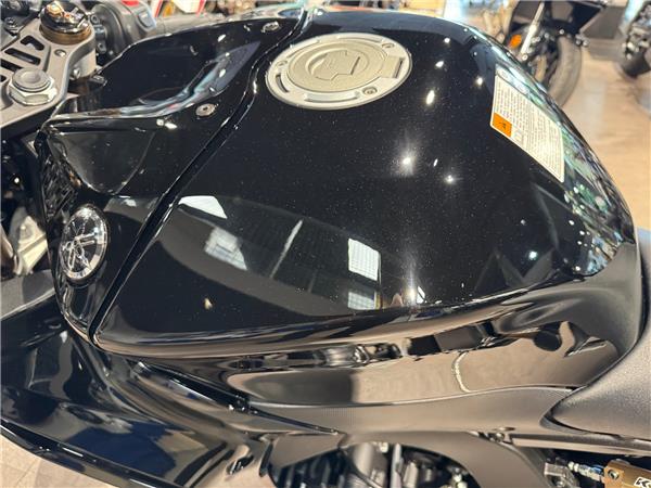 2026 YAMAHA YZF R9