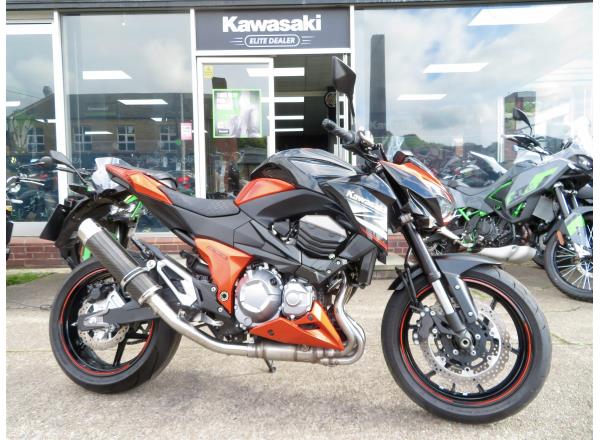 KAWASAKI Z800