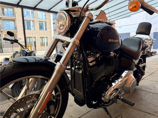 2020 HARLEY-DAVIDSON SOFTAIL FXLR LOWRIDER