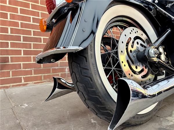 2012 HARLEY-DAVIDSON SOFTAIL FLSTN DELUXE