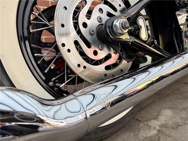2012 HARLEY-DAVIDSON SOFTAIL FLSTN DELUXE