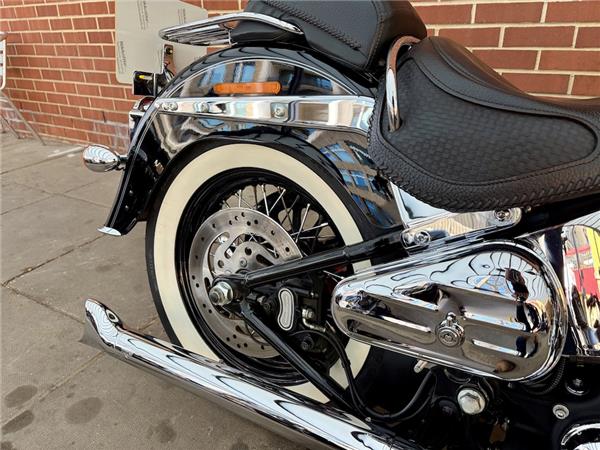 2012 HARLEY-DAVIDSON SOFTAIL FLSTN DELUXE