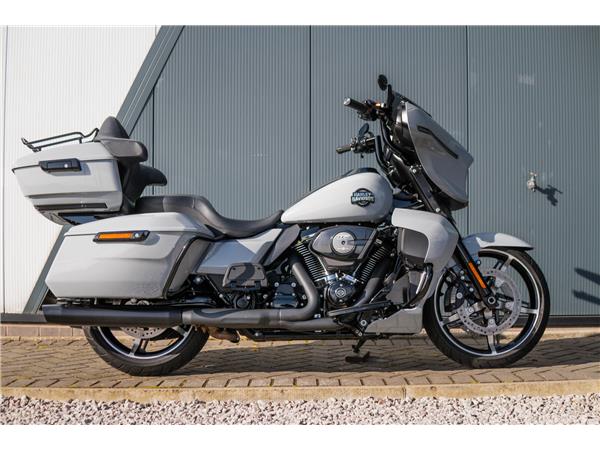 2025 Harley-Davidson Street Glide Ultra