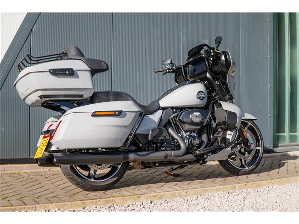 2025 Harley-Davidson Street Glide Ultra
